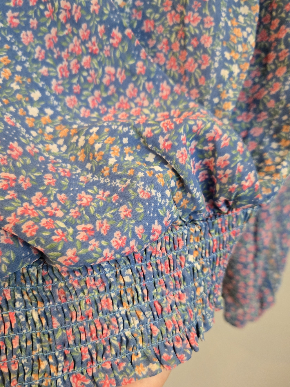 Japna Blue Floral Smocked Waist Surplice Top Long Sleeve Size M - Picture 6 of 6